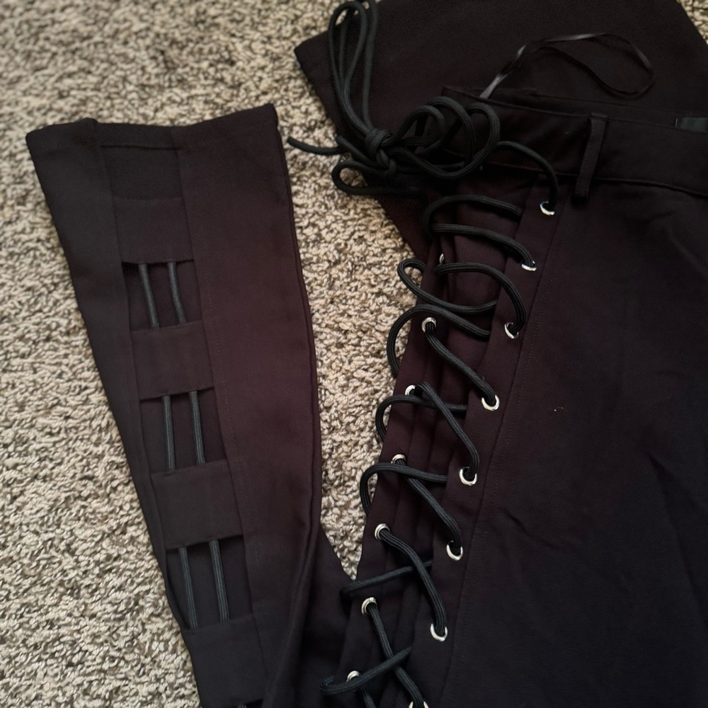 Wide Leg Black Lace-Up Pants size M - Picture 6 of 9